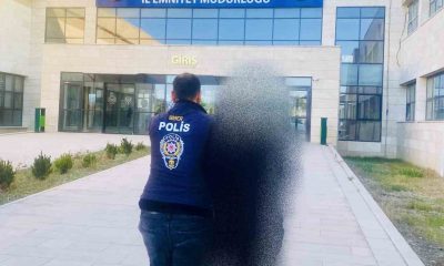 3 yıl 4 ay hapis cezasıyla aranan şahsı polis yakaladı
