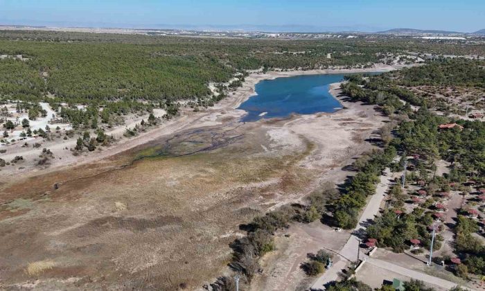 Musaözü Göleti’ndeki kuraklık çiftçiyi korkutuyor