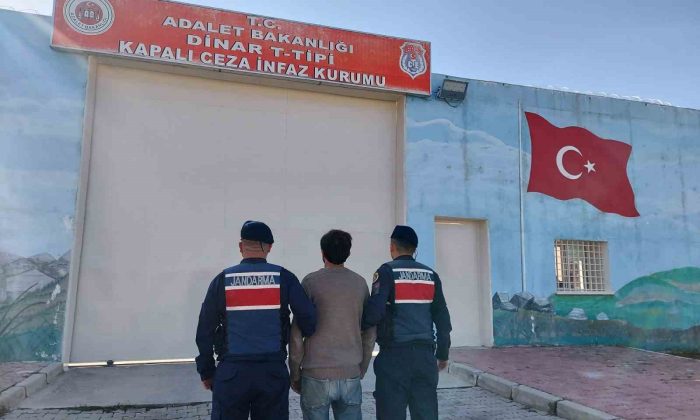 Basit cinsel saldırı suçundan aranan şahsı jandarma yakaladı