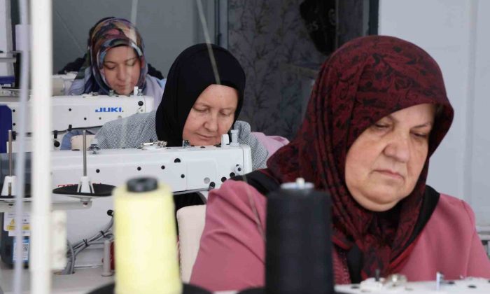 Eskişehir’de bir araya gelen ev hanımları kendi işletmelerini kurdu