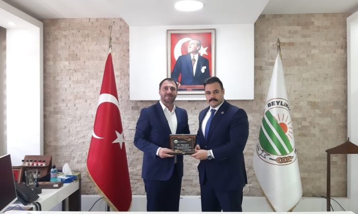 Kaymakam Batuhan Bayrak’tan veda ziyareti