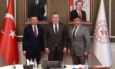Bakan Osman Aşkın Bak’tan Emet’e destek sözü
