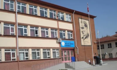 Felakete Bir Adım. !!! (Ortaokul Ögrencileri bile Alkol kıskacında)