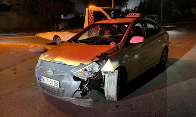 Ticari taksi ile motosiklet çarpıştı, 1 kişi yaralandı