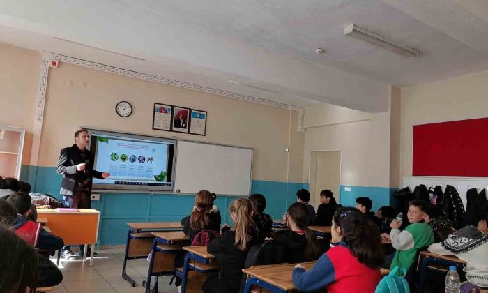 Kütahya DKMP’den öğrencilere biyolojik çeşitlilik, biyokaçakçılık ve yaban hayatı eğitimi
