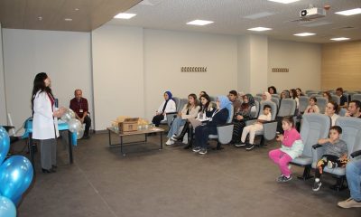 Kütahya Şehir Hastanesi’nde diyabetli çocuk ve ailelerine diyabet eğitimi