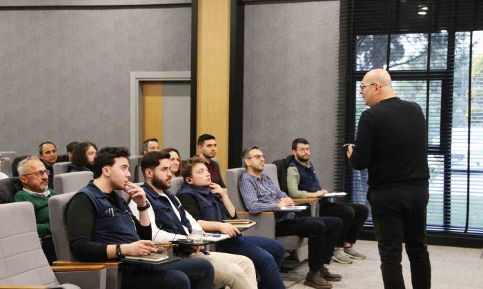 Kütahya OSB’de ’Dijital dönüşüm ve yapay zekâ’ eğitimi