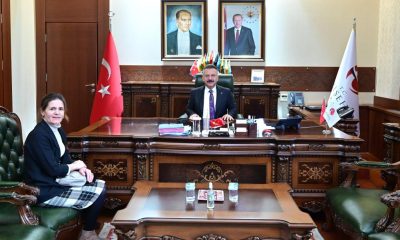 Vali Aksoy kadın muhtarlarla bir araya geldi