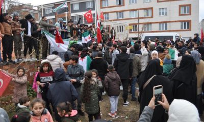 Eskişehir’deki Suriyeliler Esad rejiminin çöküşünü kutladı