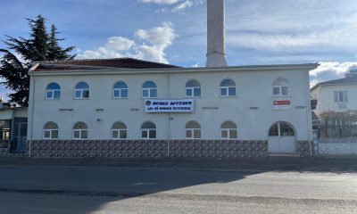Eskişehir’deki Yavuz Camii’nin duvarına “Bence affeder, gel konuş istersen” pankartı asıldı