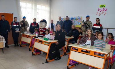 İlkokullu miniklere jandarma mesleği tanıtıldı