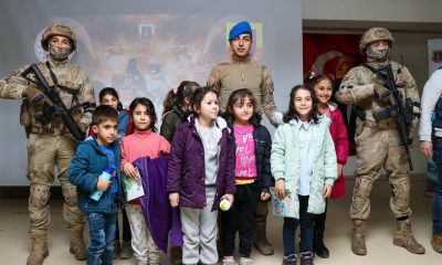 Jandarma ekiplerinden öğrencilere eğitim