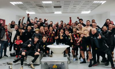 ES-ES Evinde Mutlu 3-0