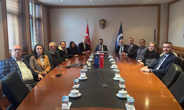 Beyaz Ay Derneği ile Anadolu Üniversitesi arasında işbirliği Protokolü imzalandı