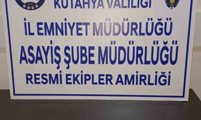 Kütahya’da 22 yaşındaki bayanın üzerinde narkotik madde ele geçirildi
