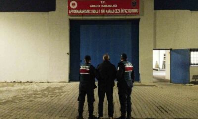 Afyonkarahisar’da kaçak şahıs yakalandı