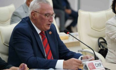 CHP’den dün meclisi terk eden AK Partili meclis üyelerine cevap geldi