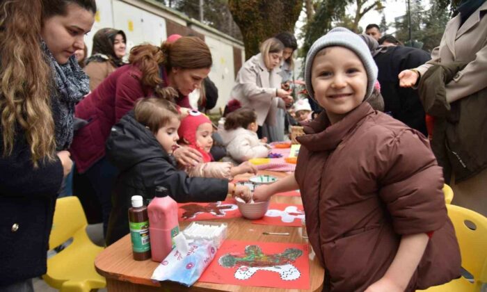 Çocuklar Sanat Sokağı’nda gönüllerince eğlendi