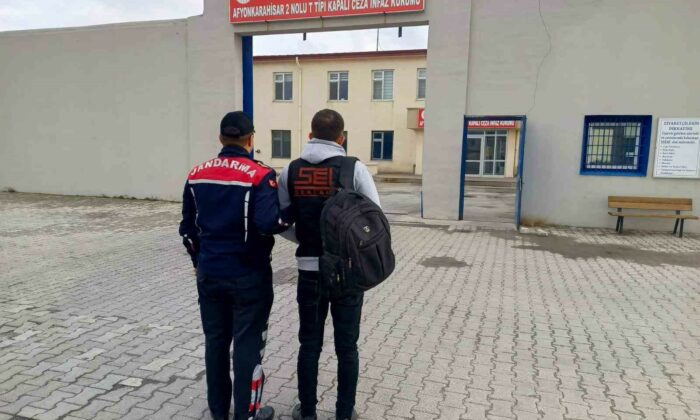 Afyonkarahisar’da kaçak şahıs yakalandı