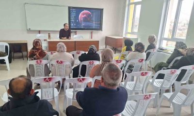 Hisarcık’ta öğrenci velilerine teknoloji bağımlılığı ve akran zorbalığı semineri