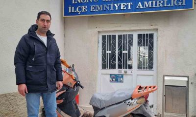Çalıntı motosiklet bulunup sahibine teslim edildi