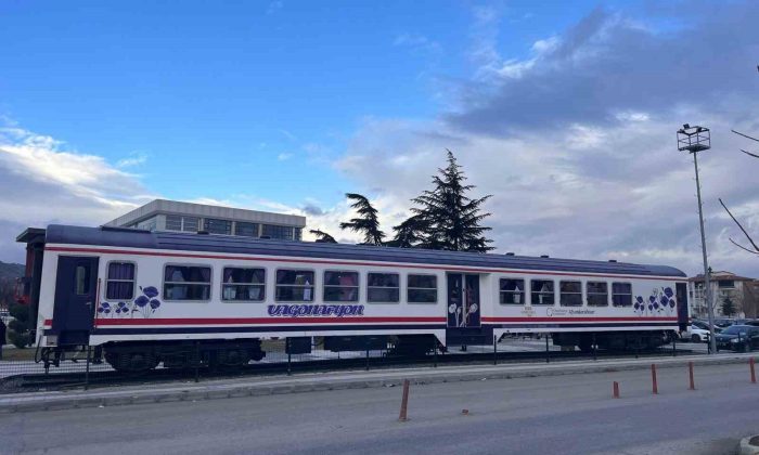 Binlerce insanı taşıdıktan sonra emekliye ayrılan tren vagonu cafeye dönüştürüldü