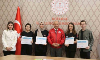 Kütahya’da başarılı öğrenciler için ödül töreni düzenlendi