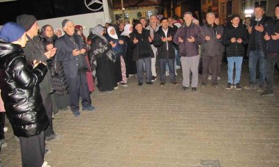 Hisarcık’ta 31 kişilik umre kafilesi dualarla uğurlandı