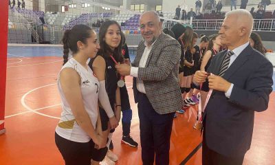 Genç Kızlar Voleybol Müsabakaları tamamlandı