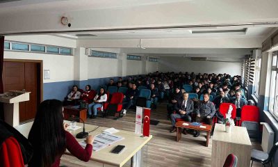 Bozüyük’te lise öğrencilerine girişimcilik eğitimi verildi