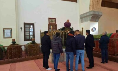 Üniversite öğrencilerinden cami ziyareti