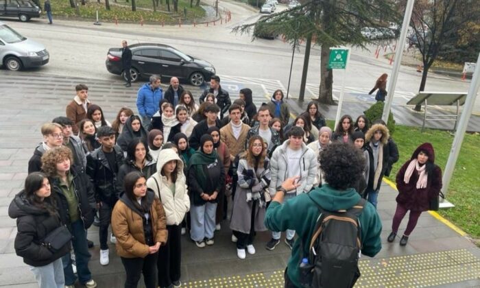 25 bin ziyaretçi Eskişehir’e Anadolu Üniversitesi için geliyor