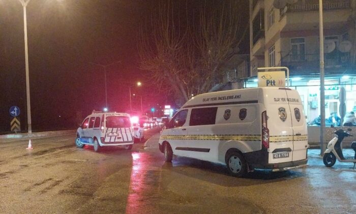 Otomobilin çarptığı yaşlı adam hayatını kaybetti