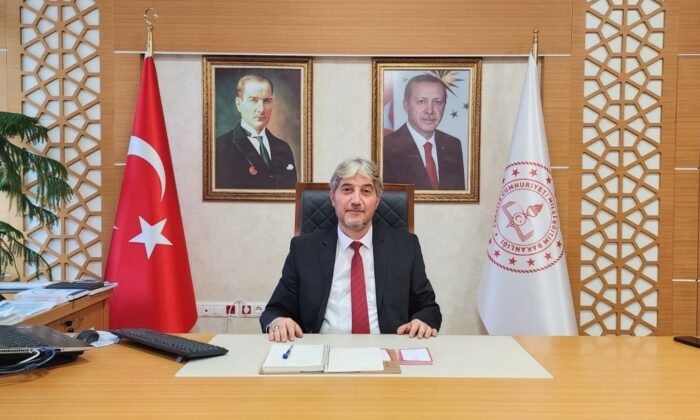 Müdür Yılmaz: “Eğitimcilerimizle omuz omuza vererek, geleceğe daha güçlü adım atacağız”