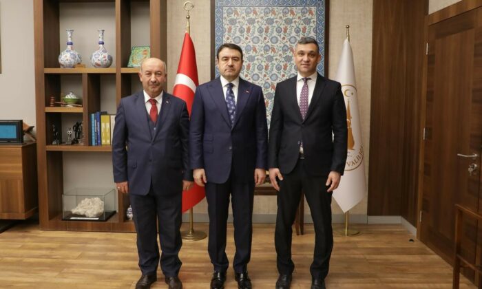 Kütahya’da görev süresini tamamlayan müdürlere teşekkür belgesi