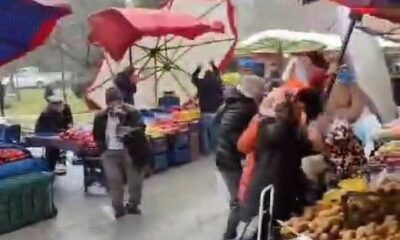 Fırtına, pazarcı esnafına zor anlar yaşattı