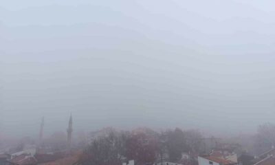 Tarihi Karahisar Kalesi sis nedeniyle gözlerden kayboldu