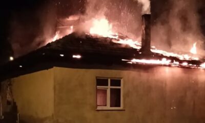 Tavşanlı’da müstakil ev yanarak kül oldu