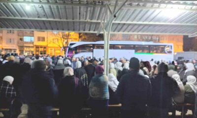 Simav’da 34 kişilik umre kafilesi kutsal topraklara dualarla uğurlandı