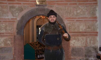 Ertuğrul Gazi Türbesi’ndeki ’Saygı Nöbeti’ metni Söğüt ruhuna uygun olarak değiştirildi