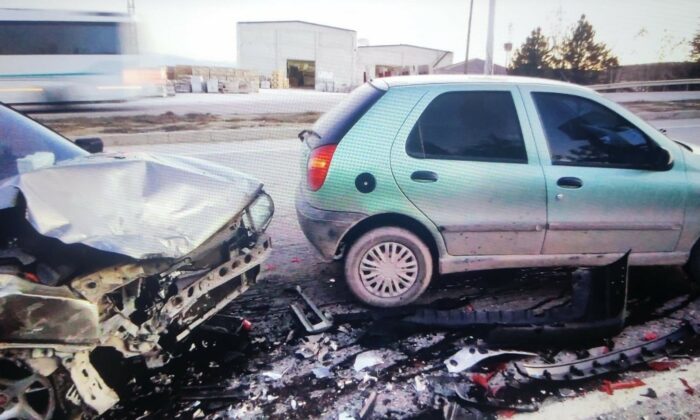 Afyonkarahisar’da zincirlerime trafik kazası 8 yaralı