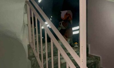 5’inci kattaki merdivenlerden düşerek yaralanan kadın hastaneye kaldırıldı