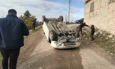 Kütahya’da otomobil takla attı: 2 yaralı