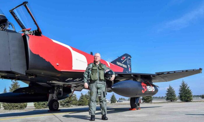 Hava Kuvvetleri Komutanı Orgeneral Kadıoğlu, 1’inci Ana Jet Üs Komutanlığını ziyaret etti