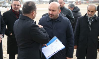 Alpu ve Seyitgazi yollarında genişletme ile iyileştirme çalışmaları devam ediyor