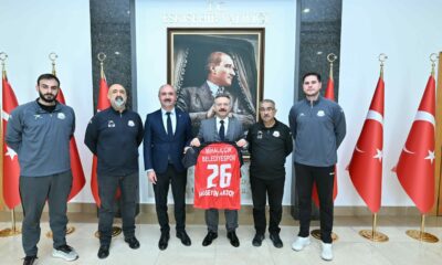 Mihalıççık Belediyespor Hentbol Takımı’ndan Vali Aksoy’a ziyaret