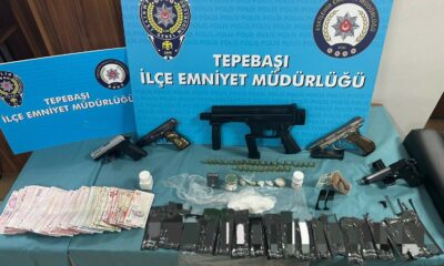 Polis ekiplerinin güvenlik çalışmaları, yakalanan 2 şahıs tutuklandı