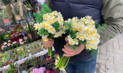 Yıl boyunca onun çıkmasını bekliyorlar