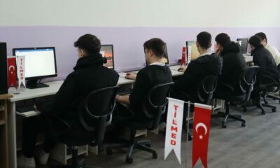 TİLMED’den Eskişehir Ahi Evran Ticaret Lisesi’ne iki yeni bilgisayar laboratuvarı
