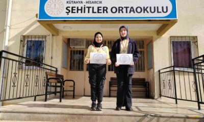 Çanakkale Savaşları’nın 110. yıl dönümü şiir ve hikaye dalı il birincileri Hisarcık Şehitler Ortaokulu’ndan